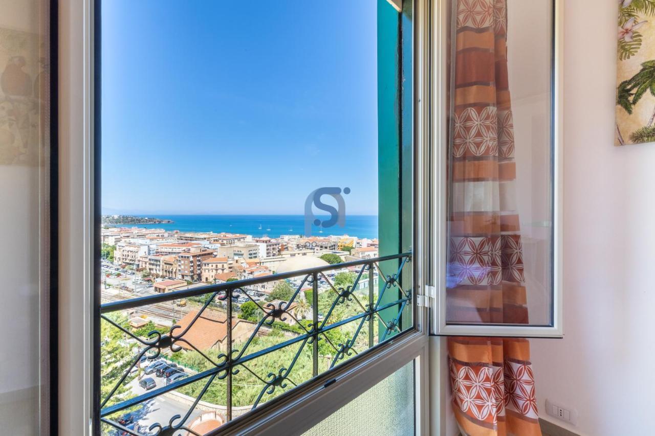 B&B Panorama - Self Check In Cefalu Exterior photo
