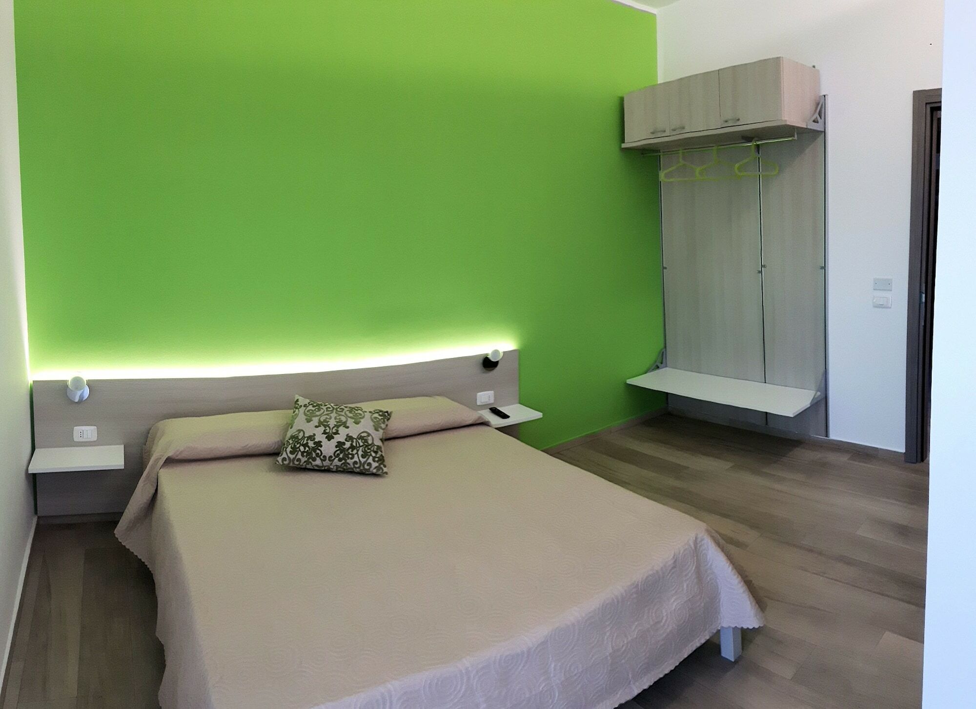 B&B Panorama - Self Check In Cefalu Exterior photo